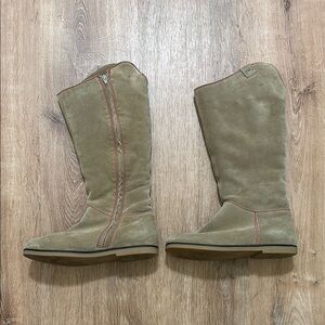 EMU | Naturally Australian “Kings Cross” Suede Sherpa Lined Knee High Boots